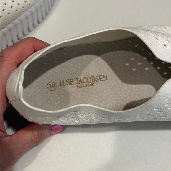 Ilse Jacobsen Off-White Hornbaek Perforated Platform Slip-Ons Sz 39 - Picture 11 of 11
